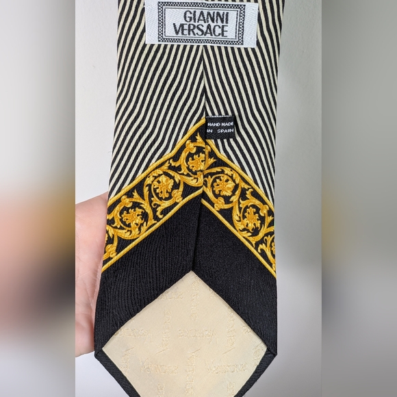 Gianni Versace Vintage 90's Silk Tie Medusa Baroque Black Gold White w/ Stripes - Picture 5 of 8